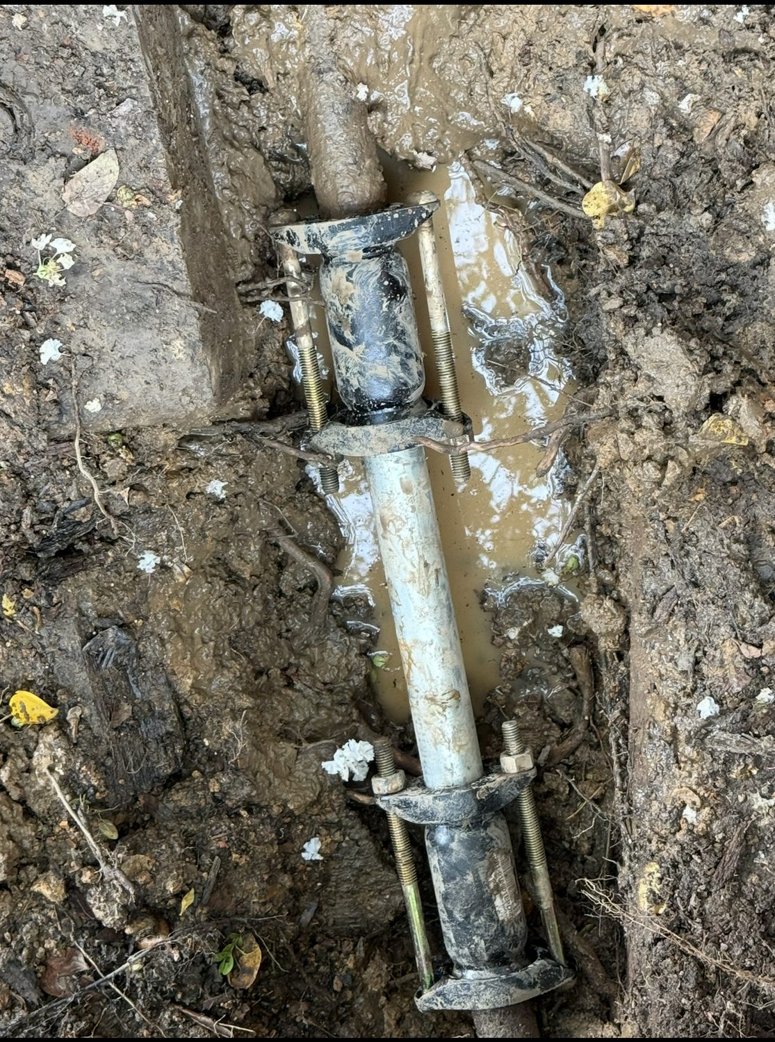 Muddy sewer line repair by Vertex Services